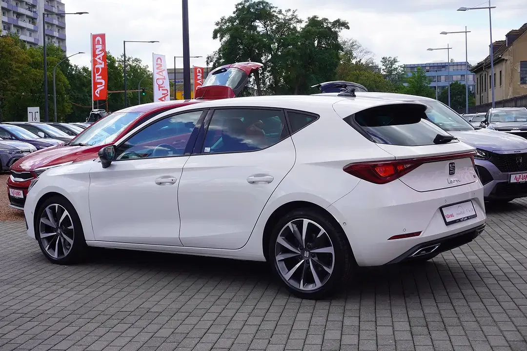 SEAT Leon 1.5 TSI FR - Thumbnail 3
