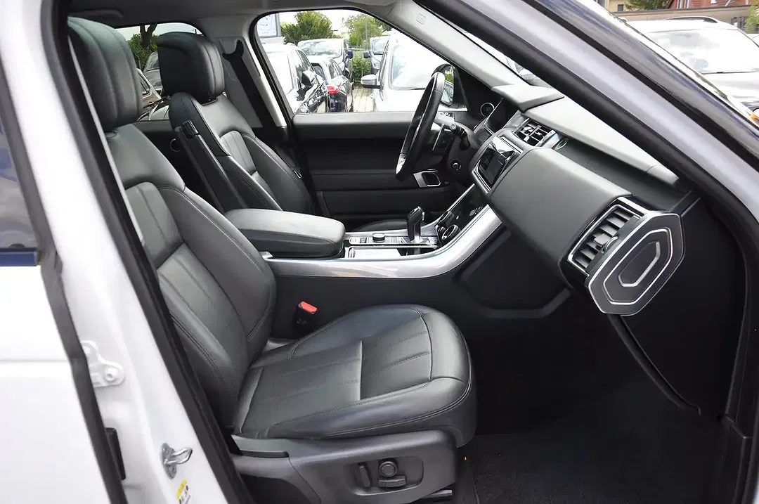 Land Rover Range Rover Sport D300 HSE - Thumbnail 14