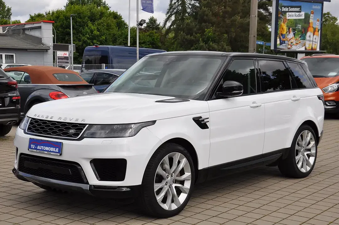 Land Rover Range Rover Sport D300 HSE - Thumbnail 3