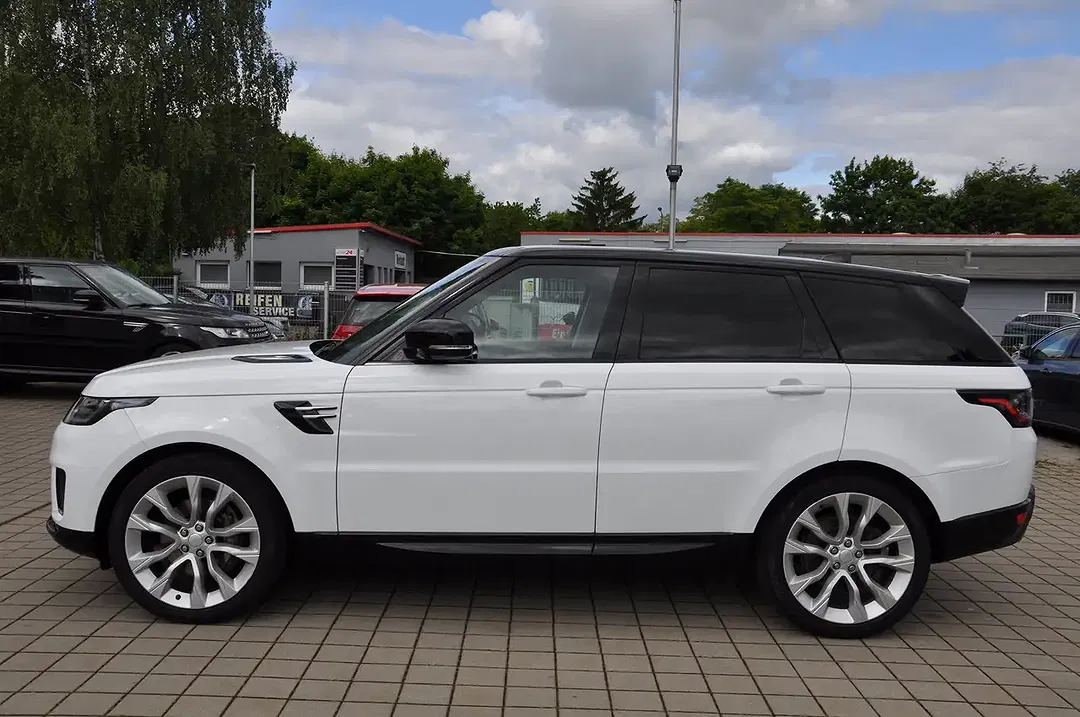 Land Rover Range Rover Sport D300 HSE - Thumbnail 7