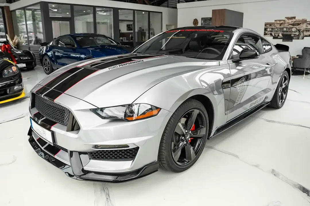 Ford Mustang 2.3 GT - foto 1