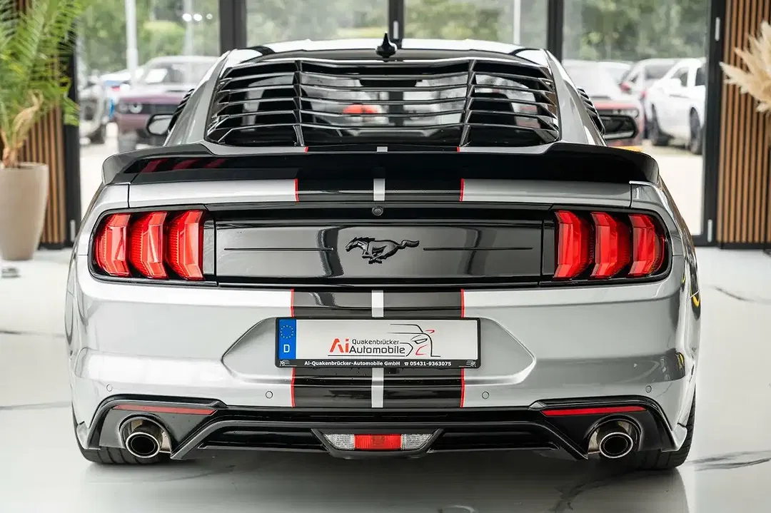 Ford Mustang 2.3 GT - Thumbnail 7