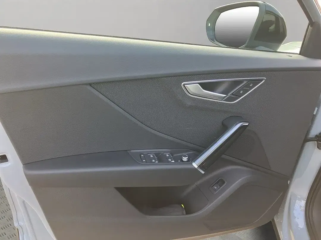 Audi Q2 35 TDI S tronic S line - Thumbnail 10