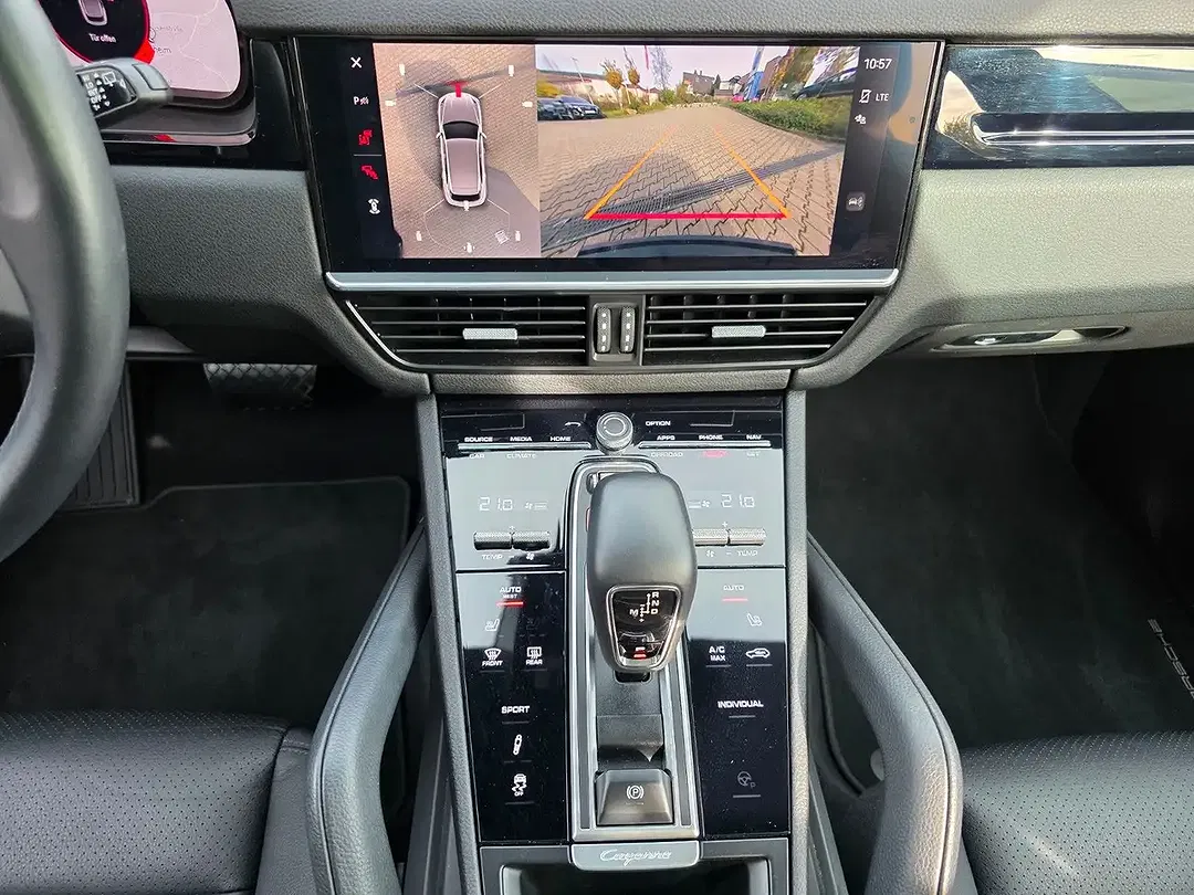 Porsche Cayenne 3.0 - Thumbnail 12