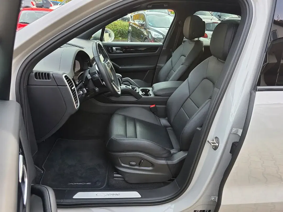 Porsche Cayenne 3.0 - Thumbnail 13