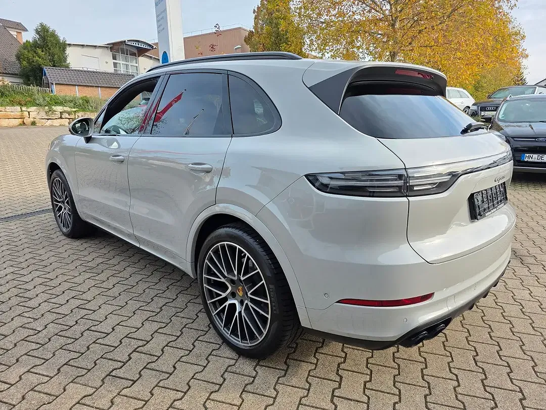Porsche Cayenne 3.0 - Thumbnail 4