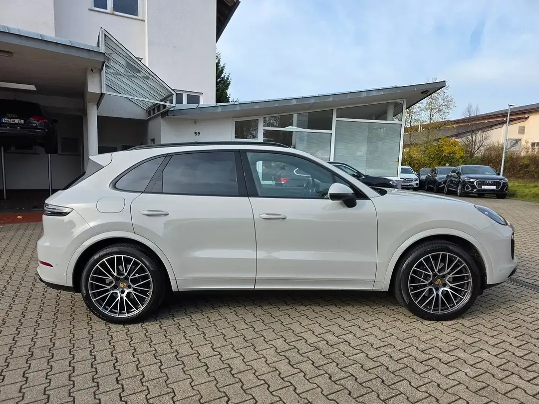 Porsche Cayenne 3.0 - Thumbnail 7