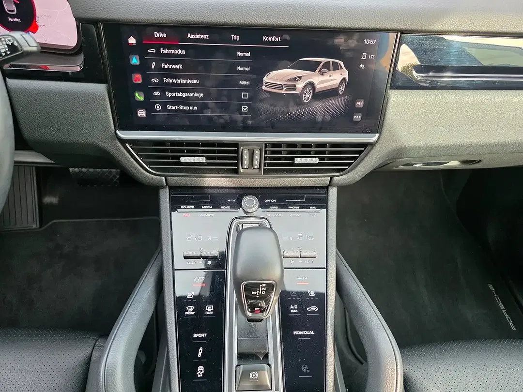 Porsche Cayenne 3.0 - Thumbnail 9