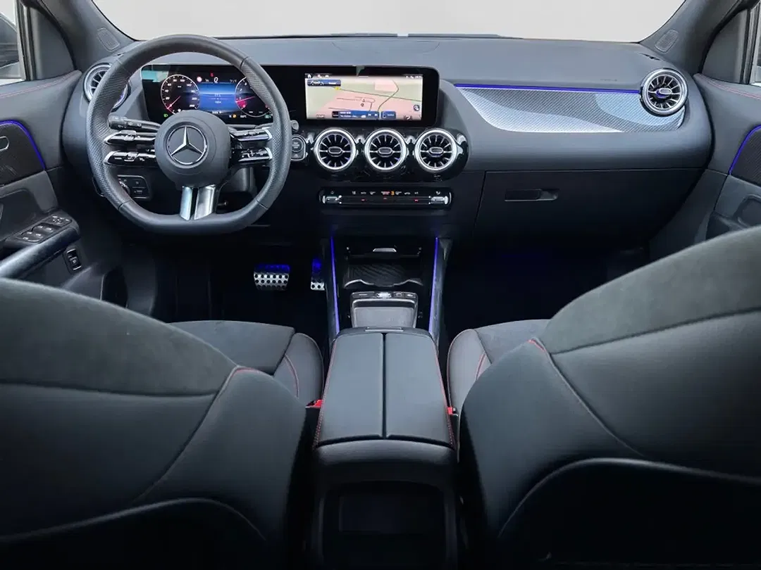 Mercedes-Benz GLA 200 - Thumbnail 7