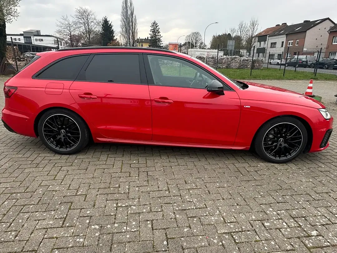 Audi A4 40 TDI quattro Avant S line - Thumbnail 13