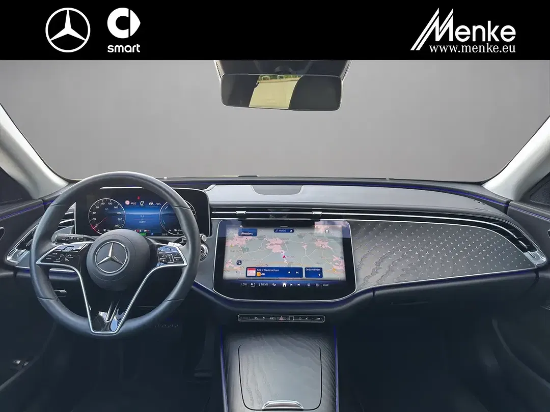 Mercedes-Benz E 300 - Thumbnail 11