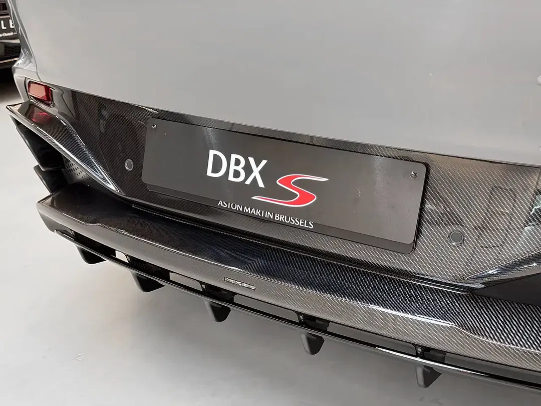 Aston Martin DBX S - Thumbnail 13