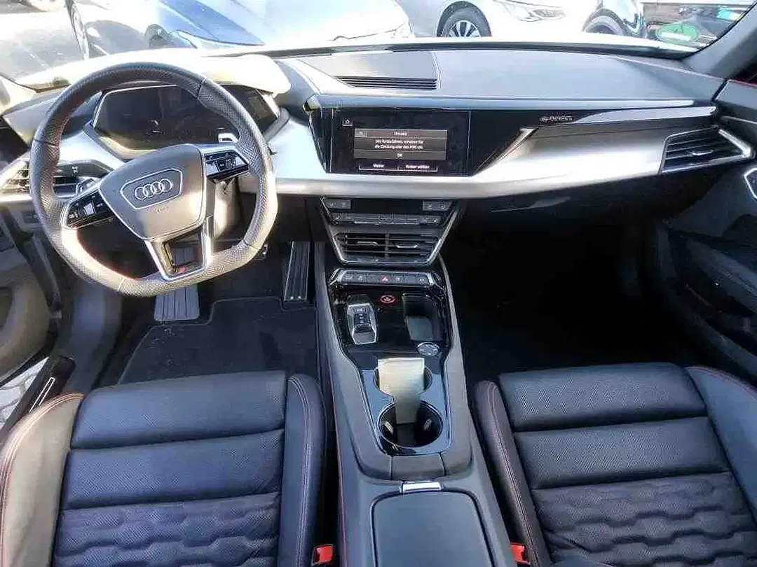 Audi RS e-tron GT quattro - Thumbnail 5