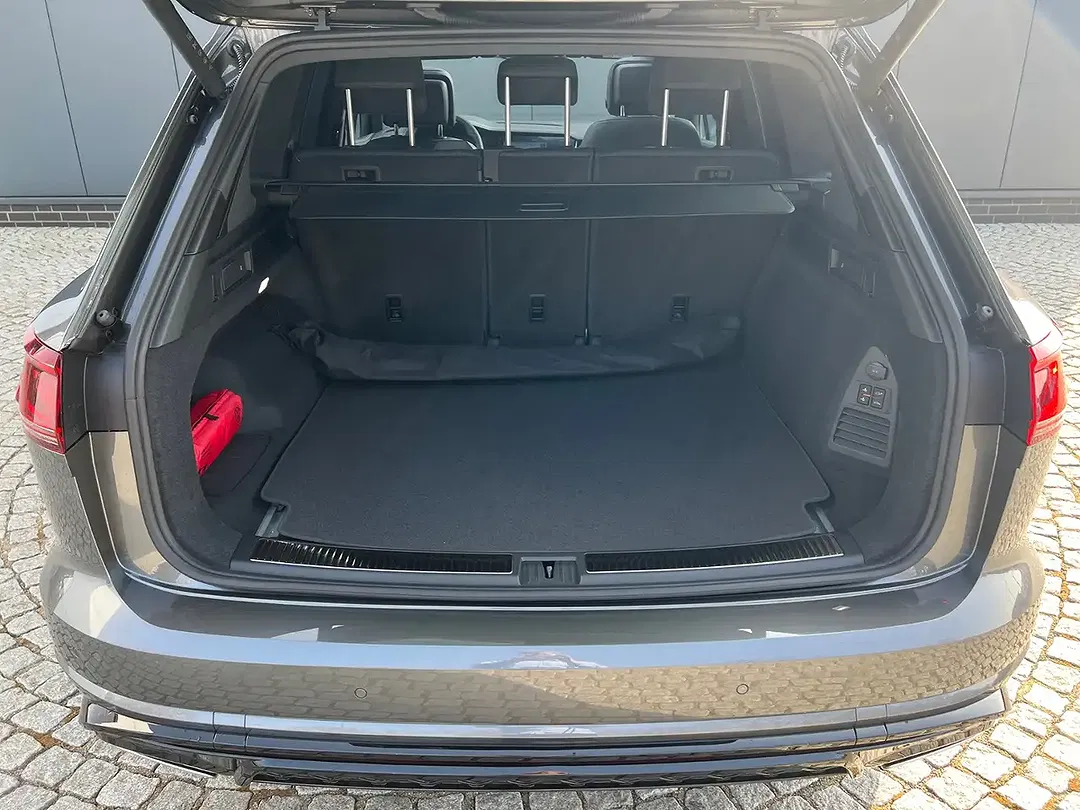 Volkswagen Touareg V6 TDI 4Motion R-Line Edition - Thumbnail 12