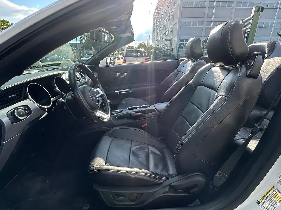 Ford Mustang 5.0 GT - Thumbnail 10