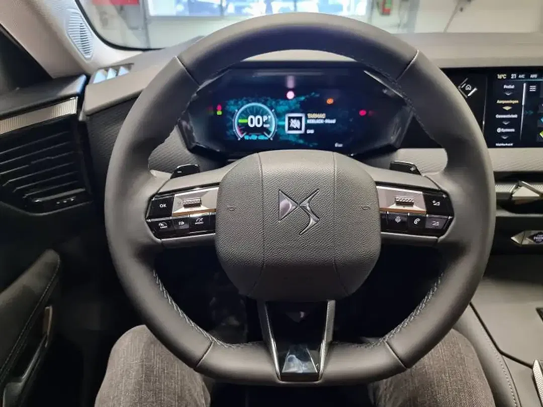DS Automobiles DS 4 - foto 15