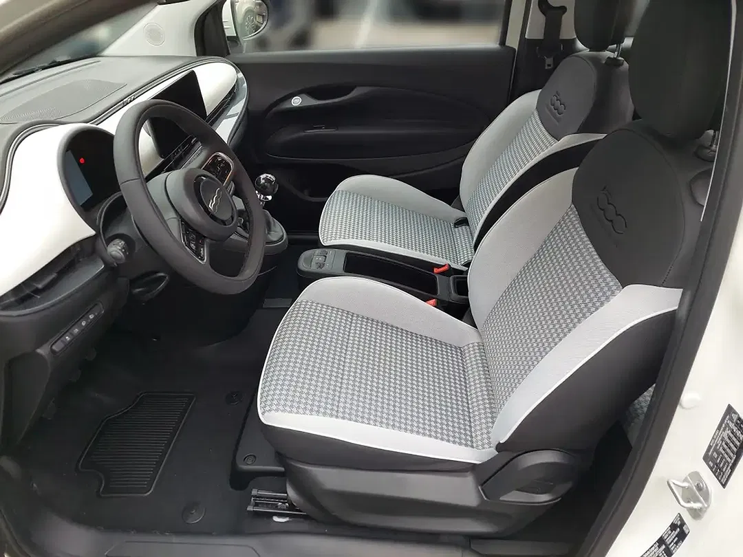 Fiat 500 Hybrid - Thumbnail 5