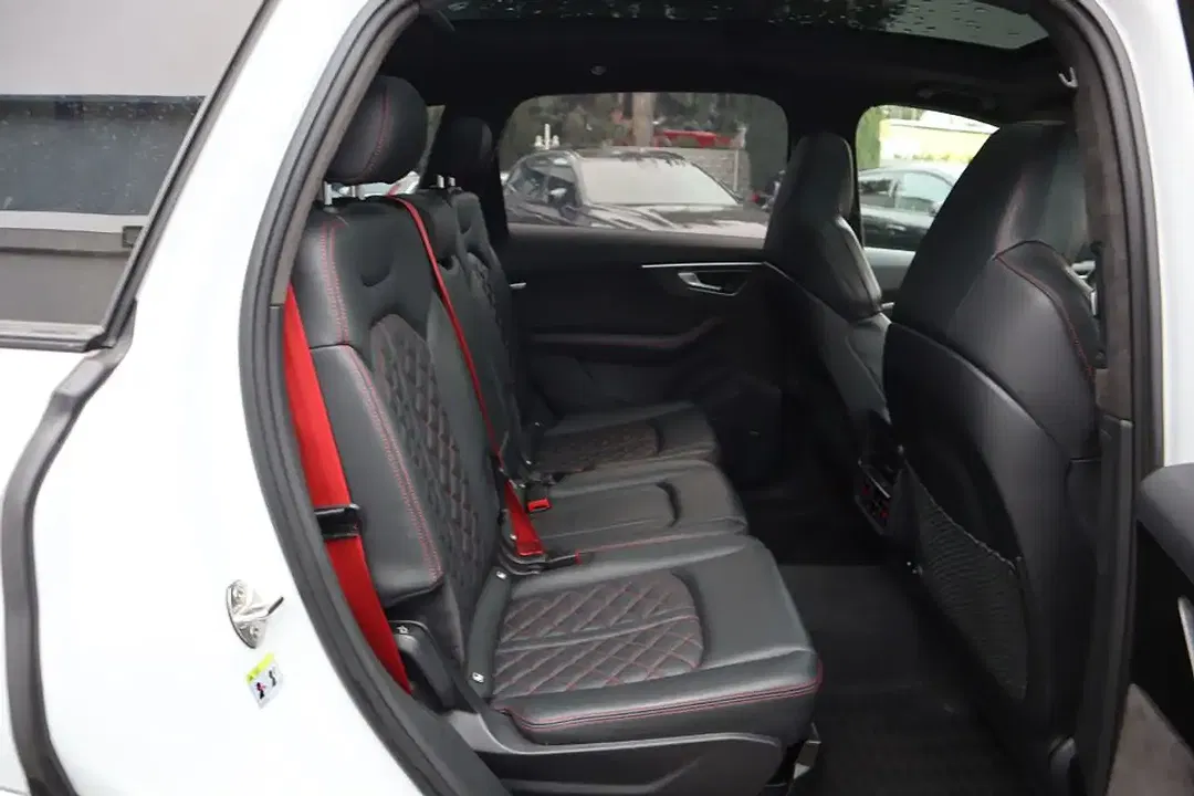 Audi SQ7 TDI quattro - Thumbnail 14