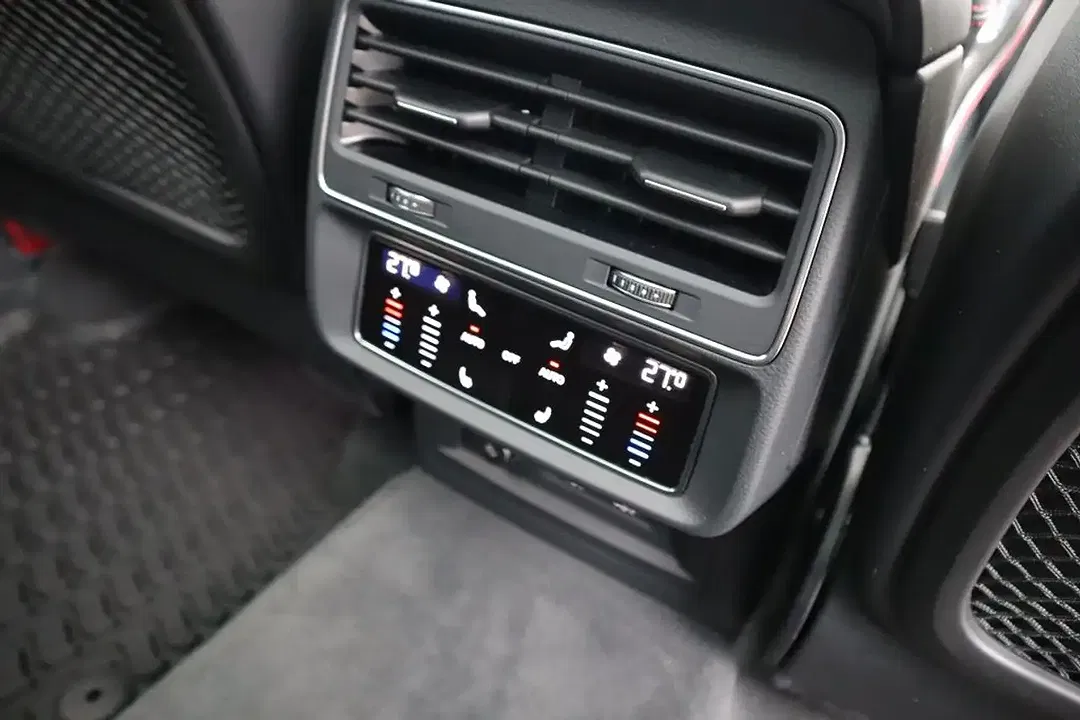 Audi SQ7 TDI quattro - Thumbnail 15