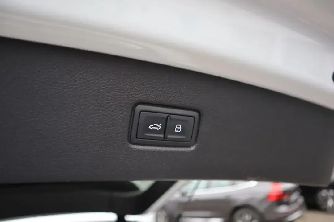 Audi SQ7 TDI quattro - Thumbnail 28