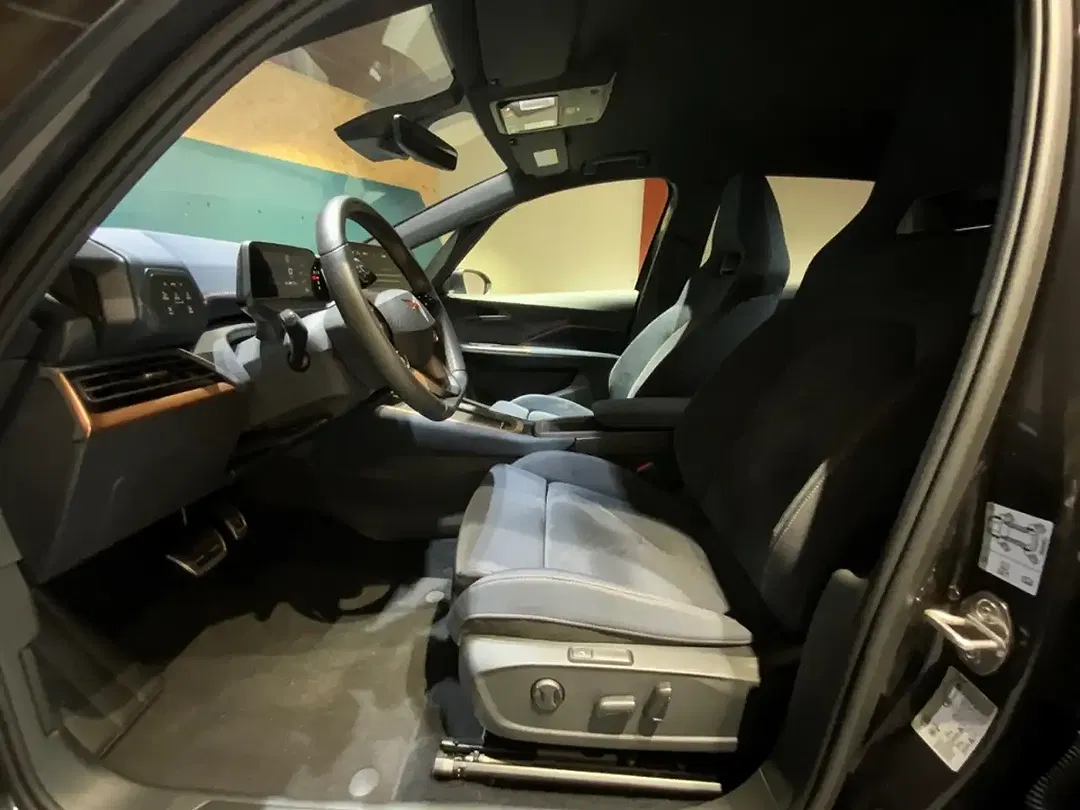 CUPRA Born Plus - Thumbnail 11
