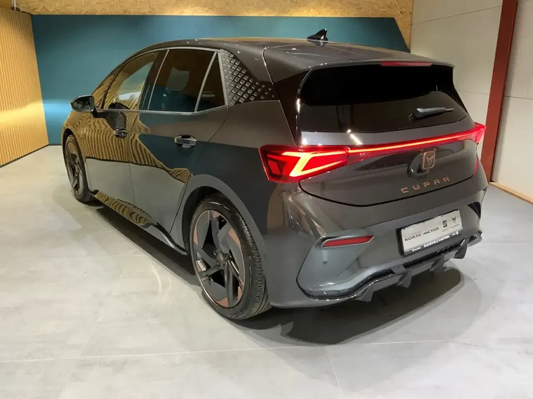 CUPRA Born Plus - Thumbnail 4