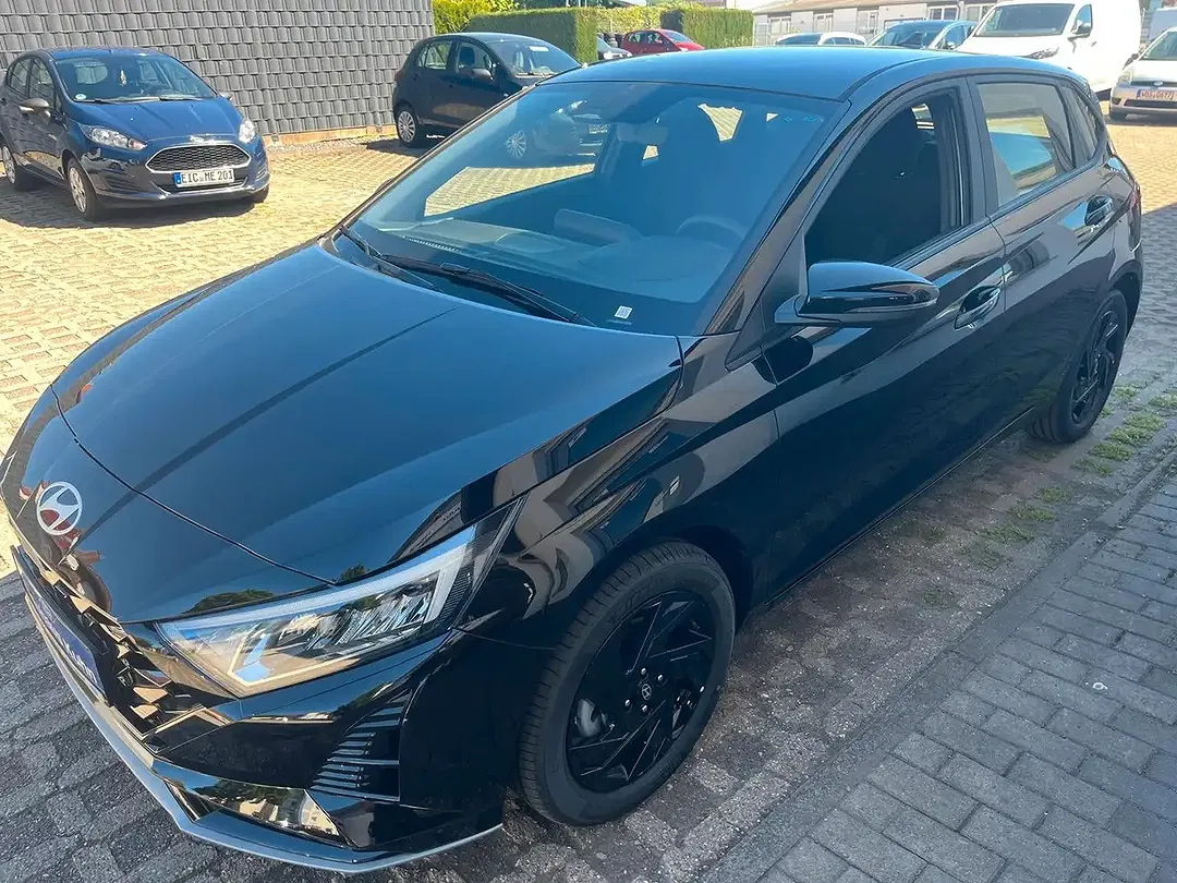 Hyundai i20 - Thumbnail 4