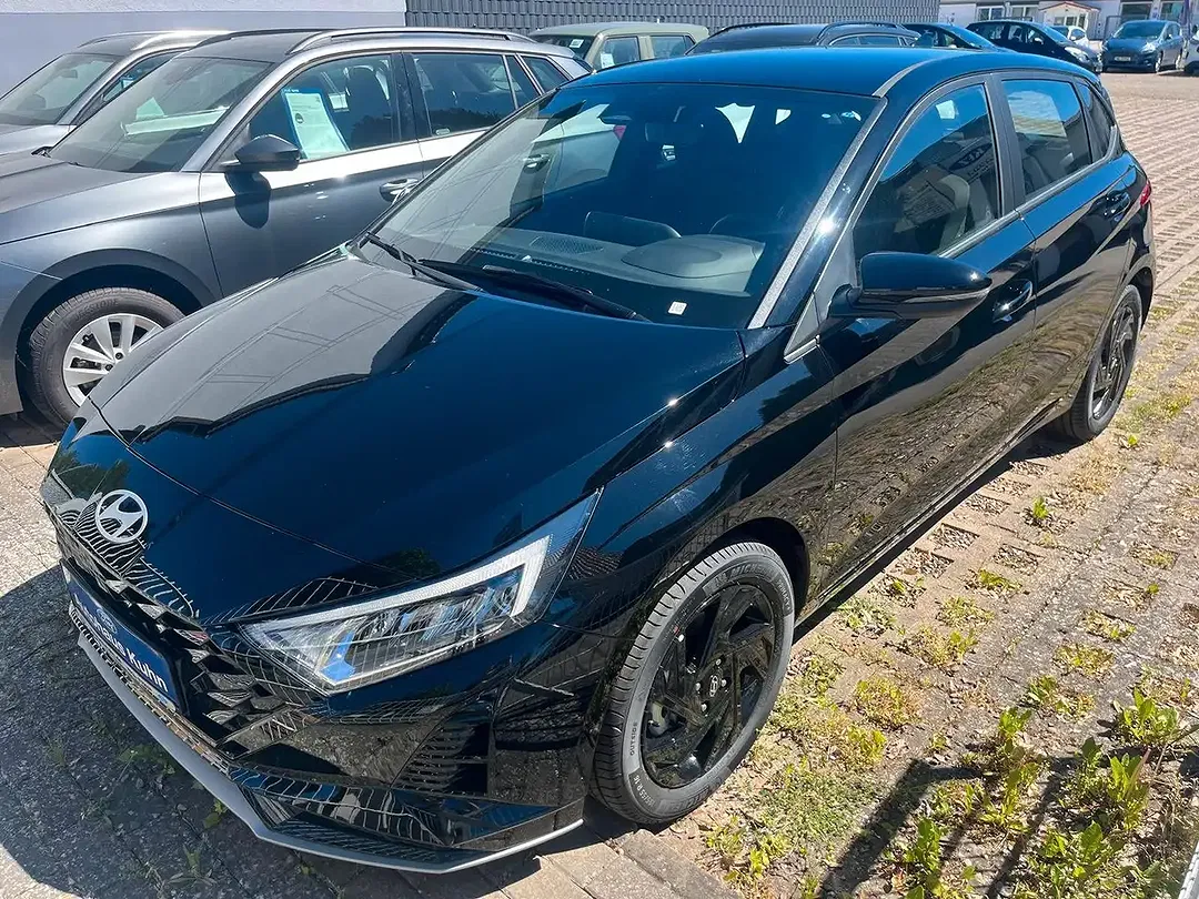 Hyundai i20 - Thumbnail 9