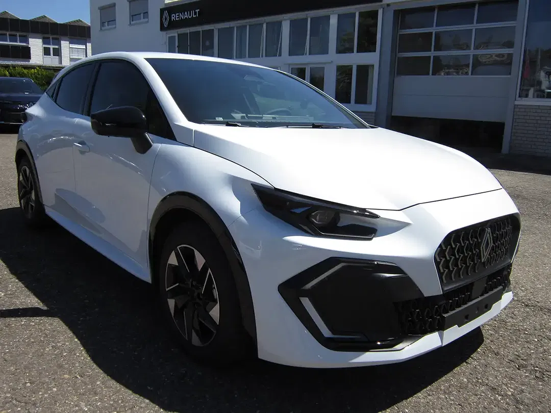 Renault Clio TCe Techno - Thumbnail 14