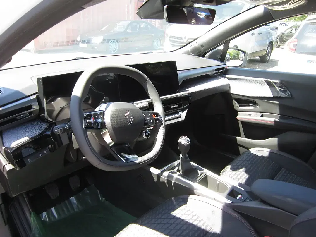 Renault Clio TCe Techno - Thumbnail 7