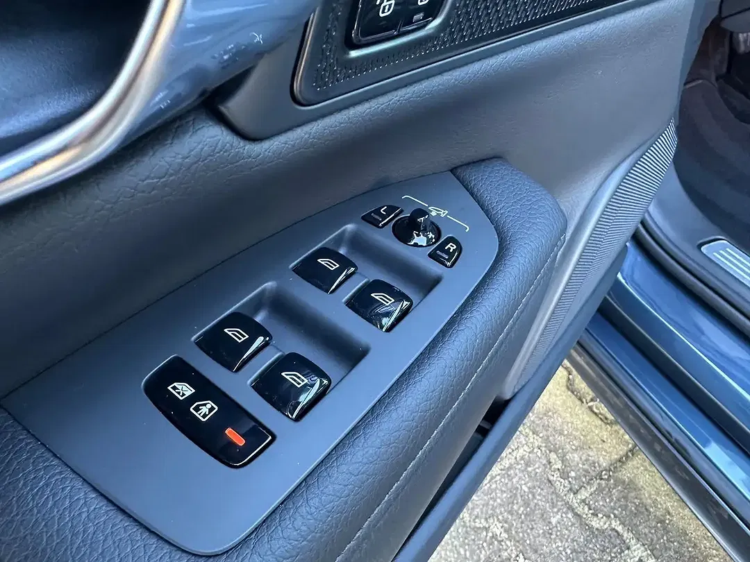 Volvo V90 Momentum Pro - Thumbnail 7