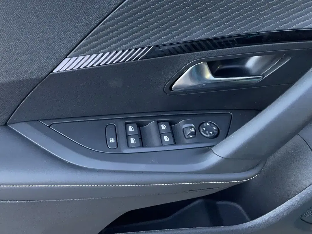 Peugeot 2008 Allure - Thumbnail 9