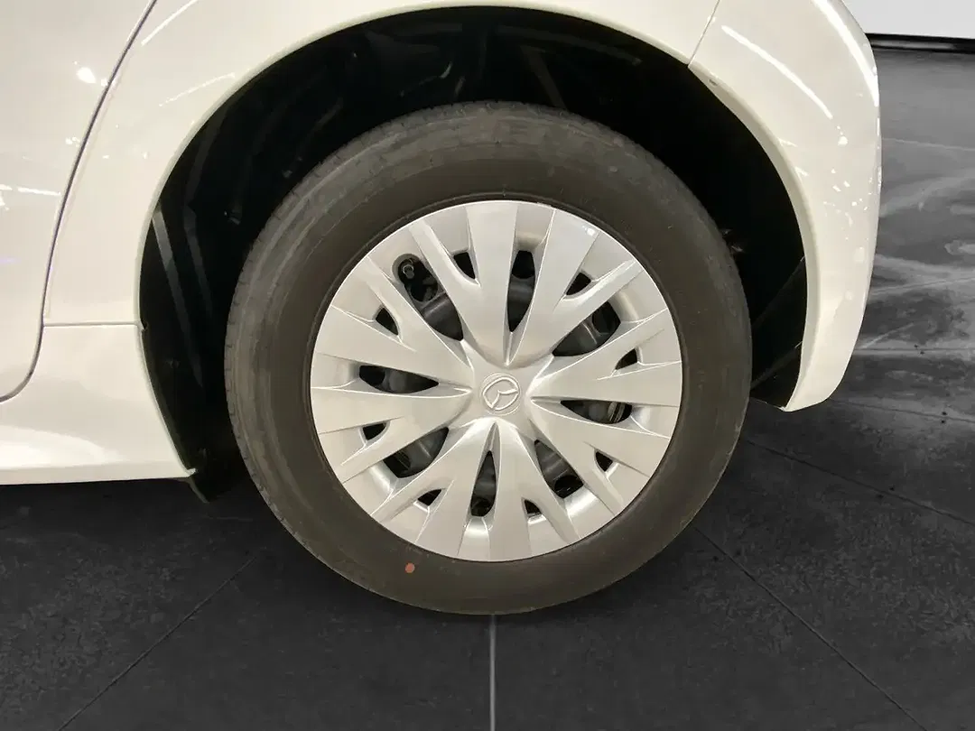 Mazda 2 Hybrid Prime-Line - Thumbnail 9