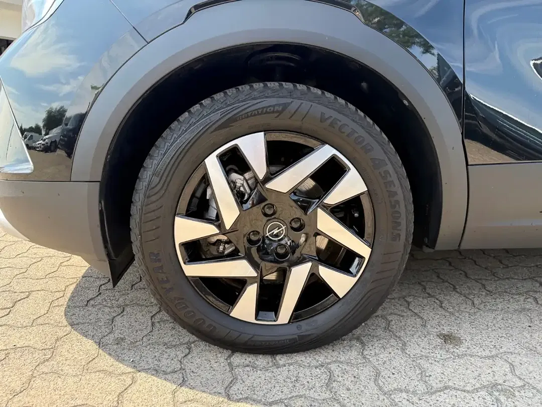 Opel Mokka-E Elegance - Thumbnail 4