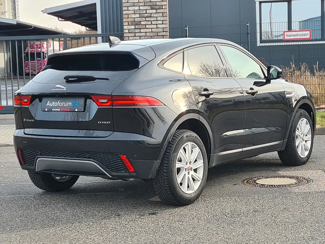 Jaguar E-Pace Base - Thumbnail 5
