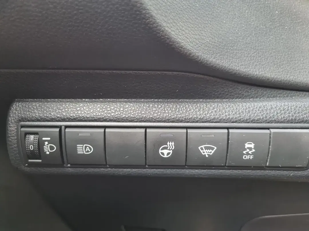 Toyota Corolla Hybrid Active - Thumbnail 8