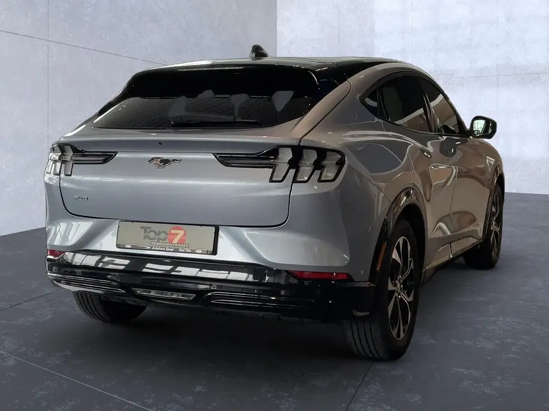 Ford Mustang 4x4 Premium - Thumbnail 4