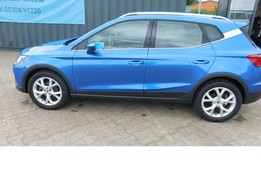 SEAT Arona 1.0 TSI FR-Line - Thumbnail 2
