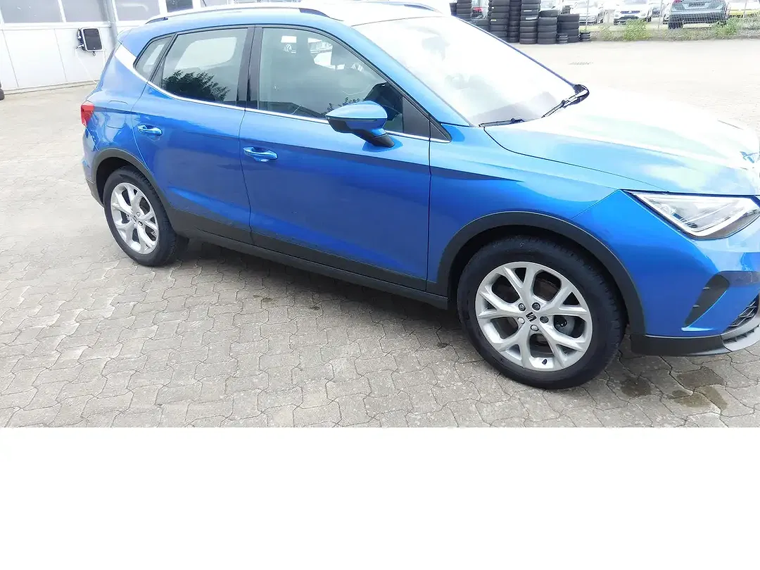 SEAT Arona 1.0 TSI FR-Line - Thumbnail 3