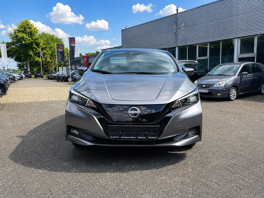 Nissan Leaf Tekna - Thumbnail 3
