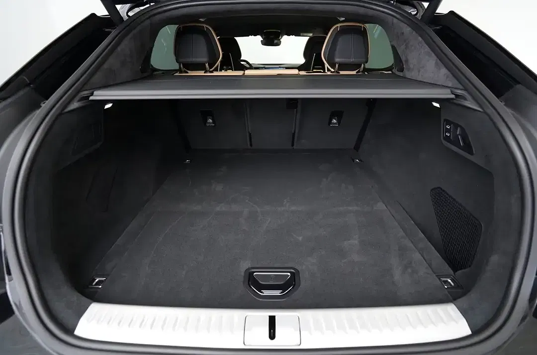 Lotus Eletre S - Thumbnail 7