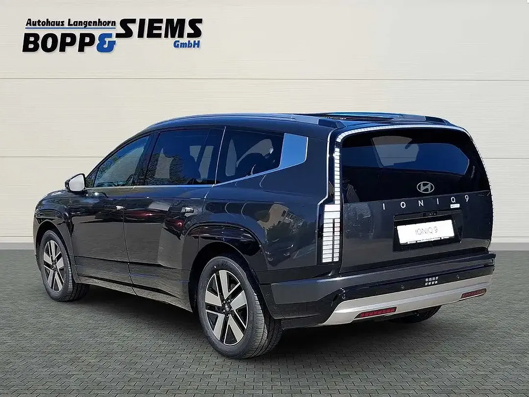 Hyundai IONIQ 9 TECHNIQ - Thumbnail 3