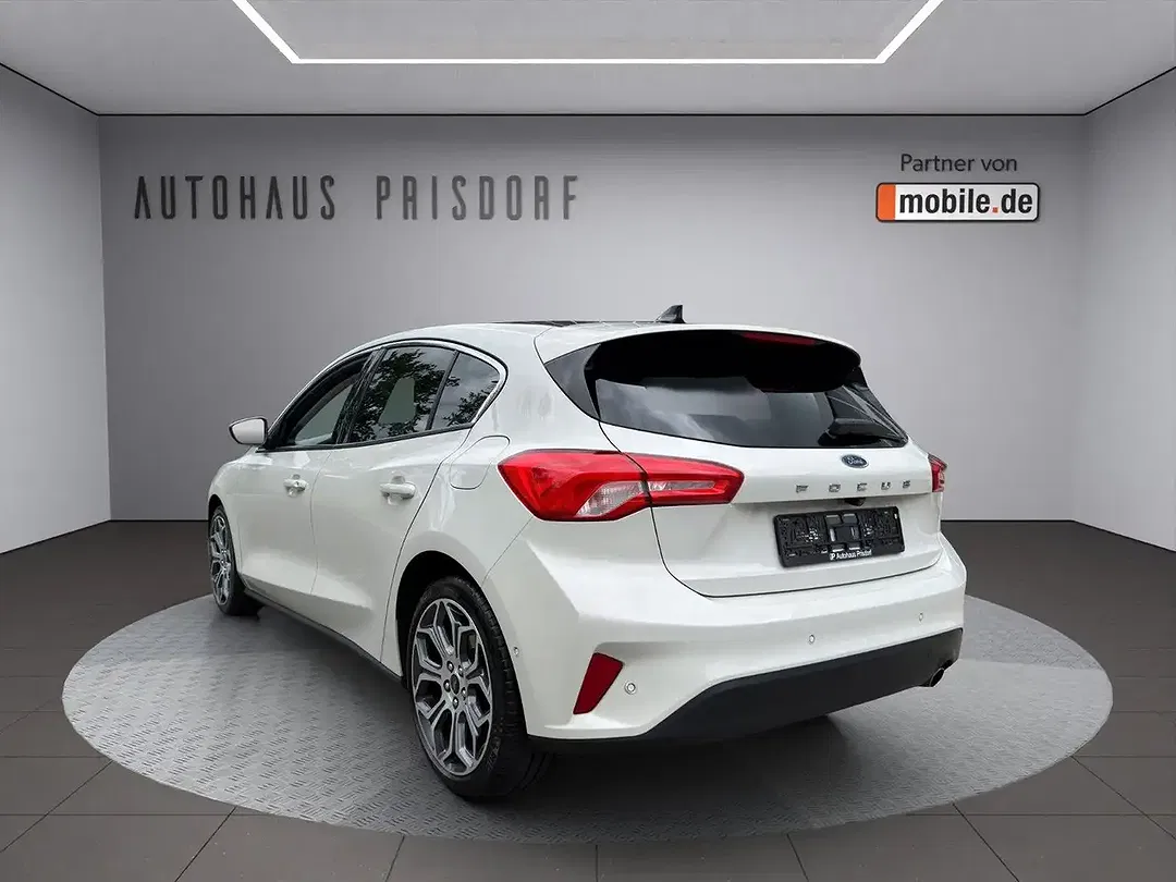Ford Focus Titanium - Thumbnail 7