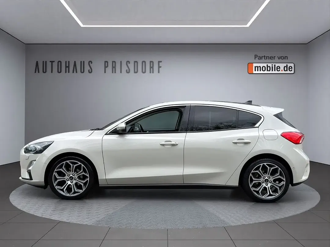 Ford Focus Titanium - Thumbnail 8