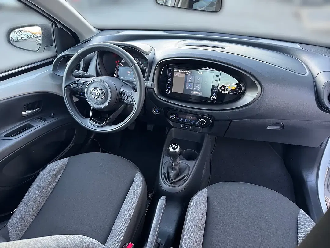Toyota Aygo - Thumbnail 12