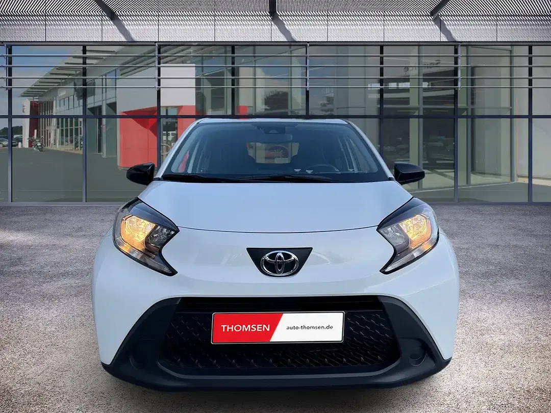 Toyota Aygo - Thumbnail 3