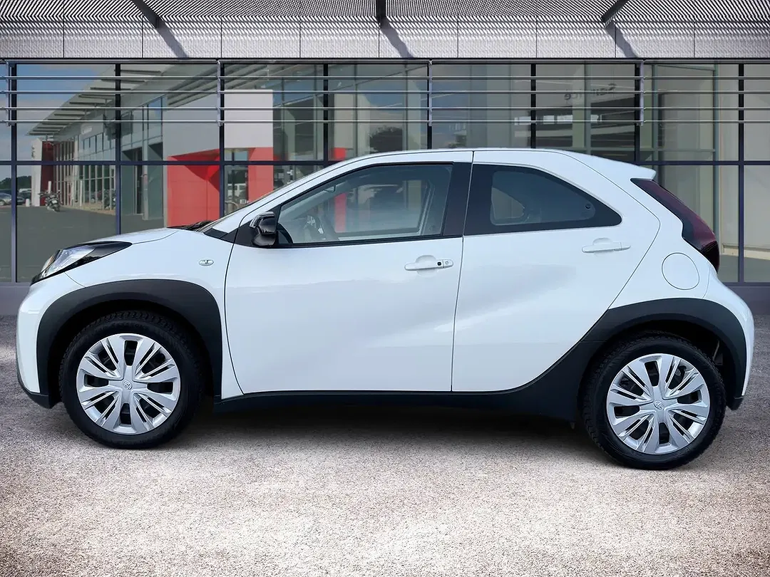 Toyota Aygo - Thumbnail 4