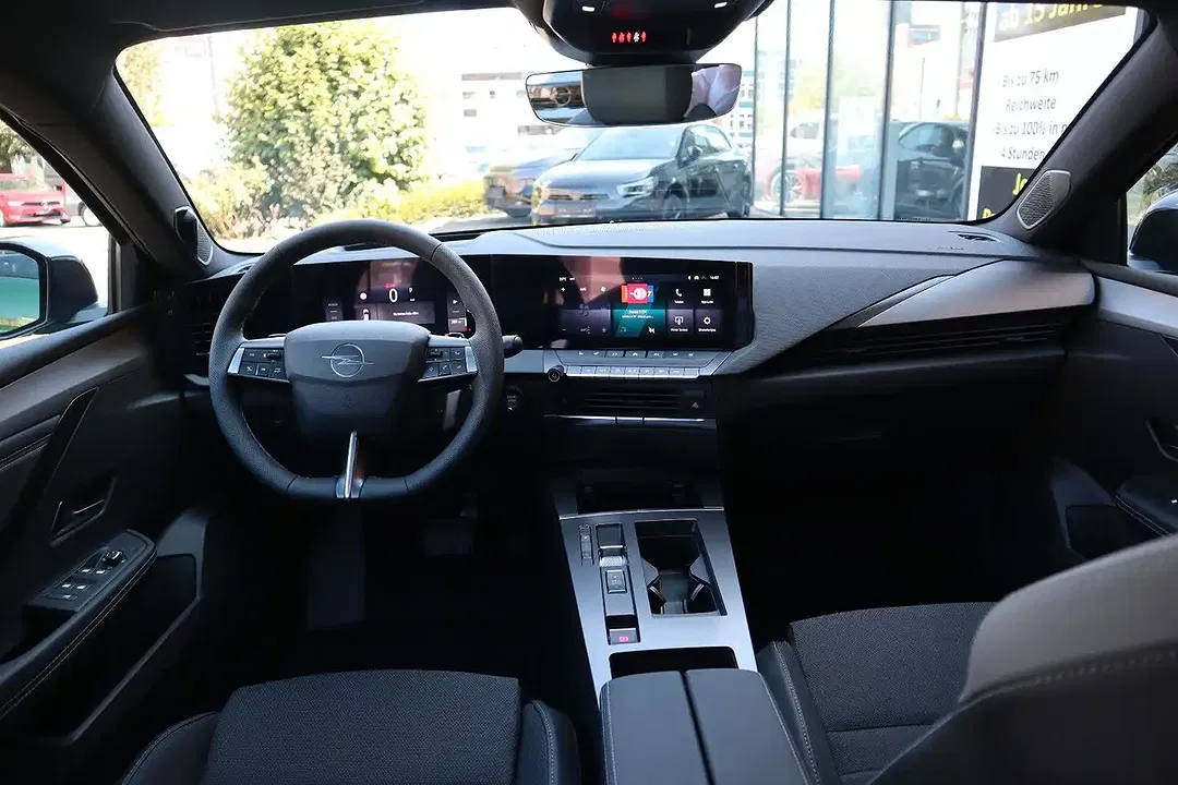 Opel Astra 1.2 Ultimate - Thumbnail 7