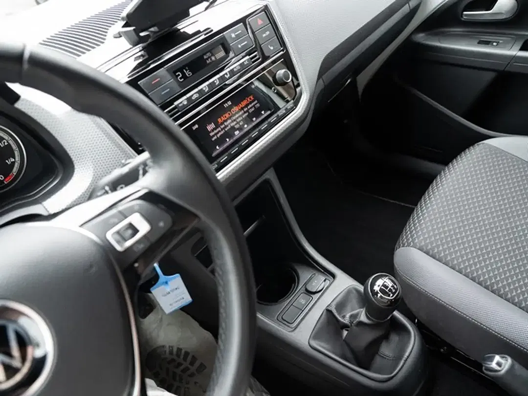 Volkswagen up! Active - Thumbnail 7