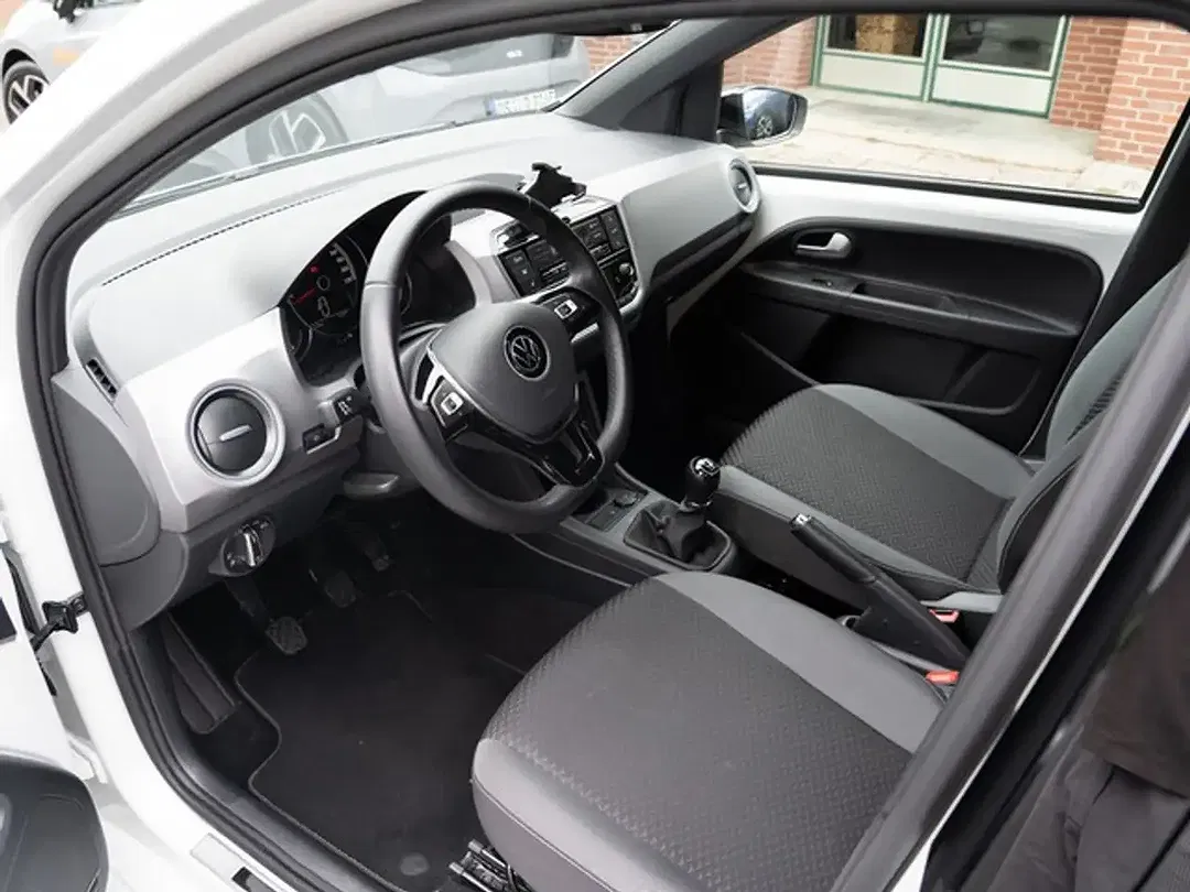Volkswagen up! Active - Thumbnail 8